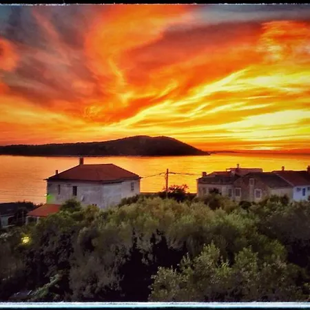 Ljubica Konukevi Soline (Dalmatia)