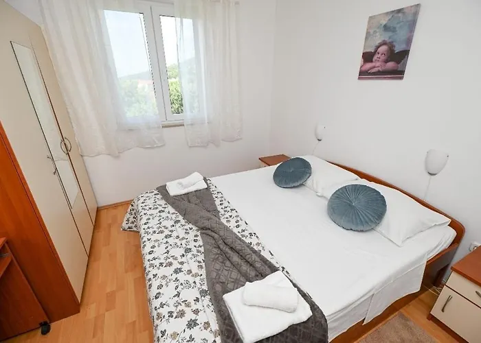 Casa de hóspedes Ljubica 3*