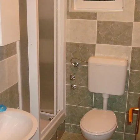 Ljubica Guest house 3*