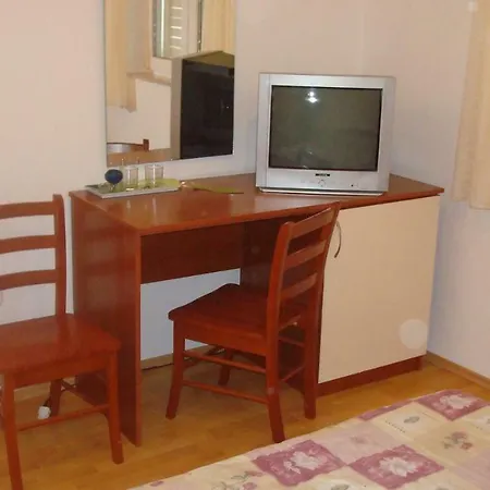 Guest house Ljubica 3*